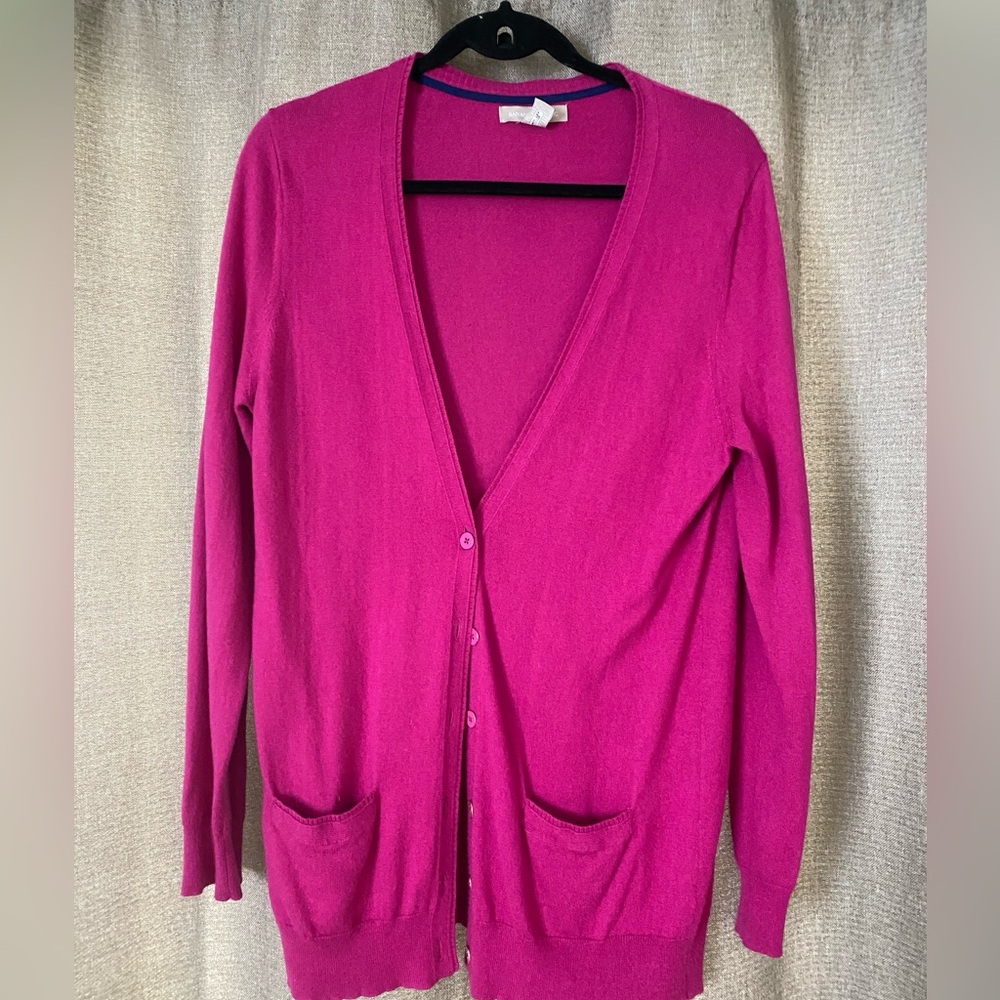 Women's Banana Republic Fuchsia V-Neck Button Cardigan Sweater